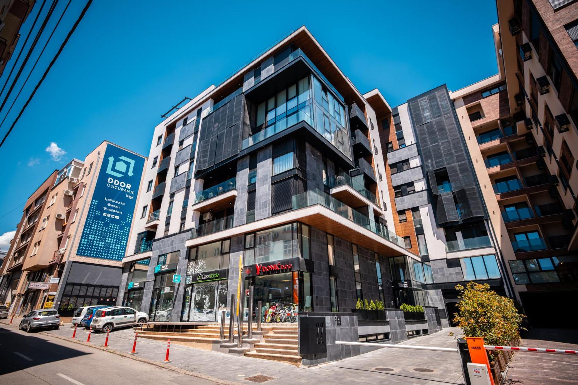 Lust Premium Apartments Kragujevac Bagian luar foto